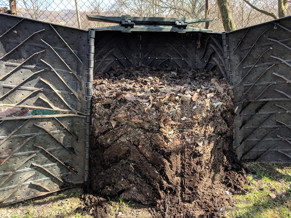 komposter na jar